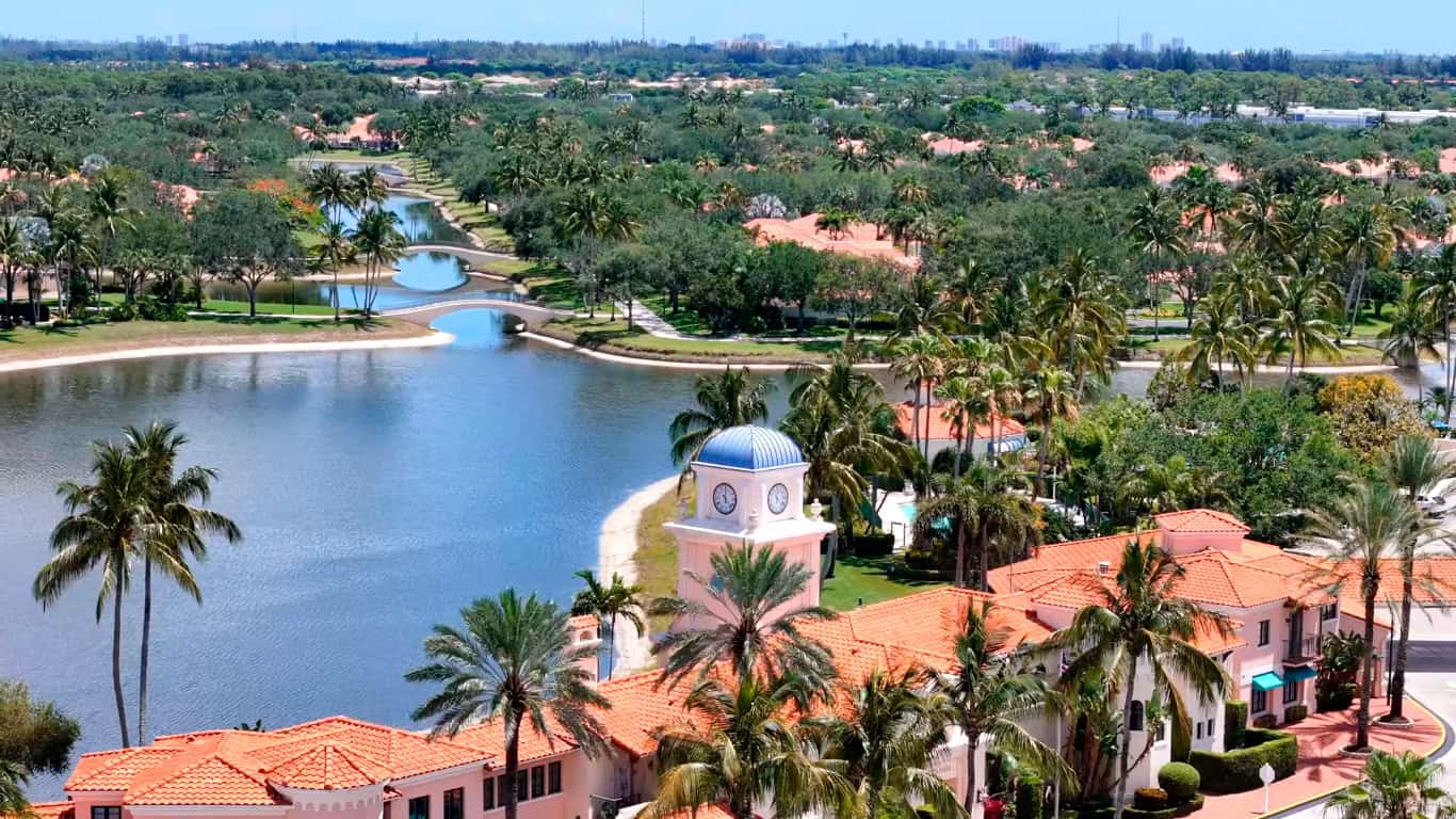 HOA Landscaping Best Practices In West Palm Beach Essential Guidelines